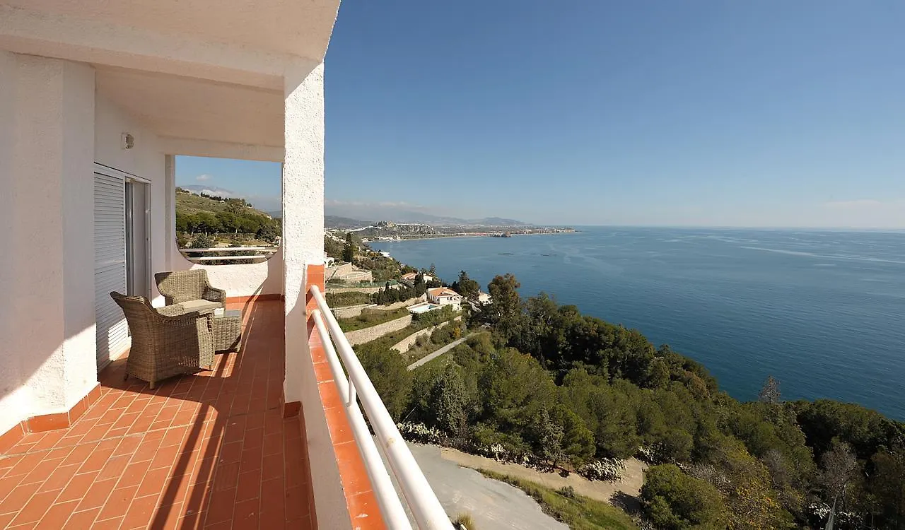 Hotel Salobrena Suites
