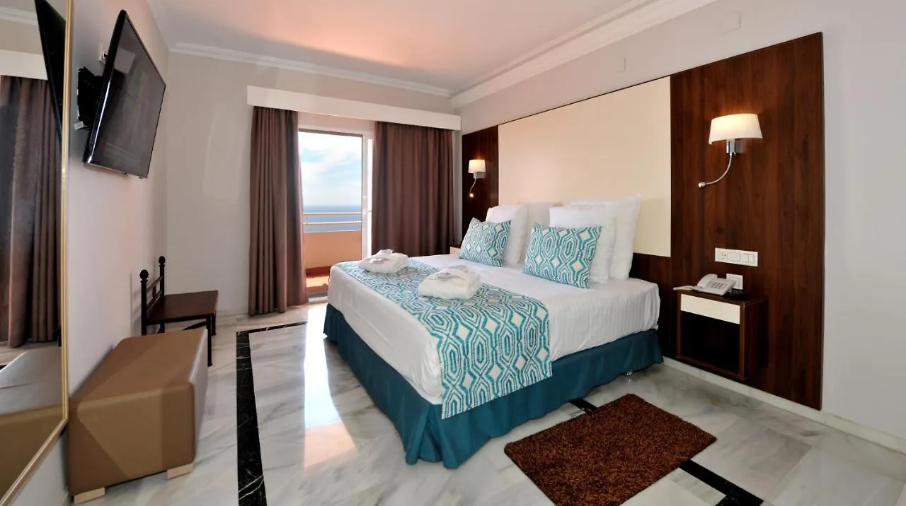 Hotel Salobrena Suites 3*,